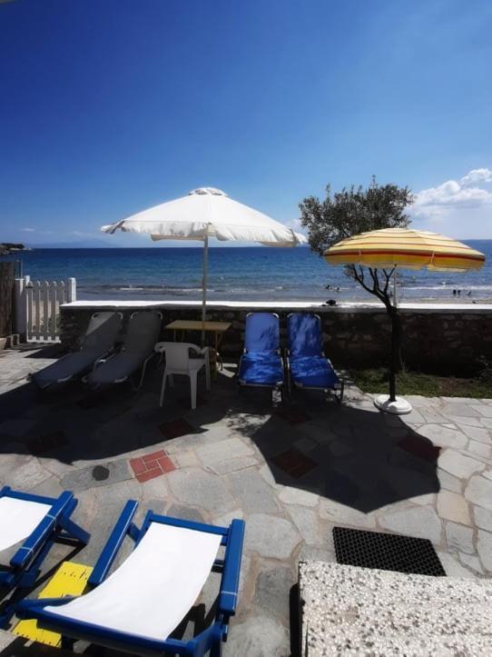 House Kokkalas On The Beach Pyrgadikia Exteriör bild